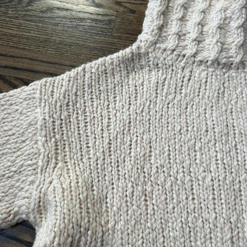 Pastel baby pink oversized J. Crew turtleneck sweater textured yarn new - Picture 3 of 8